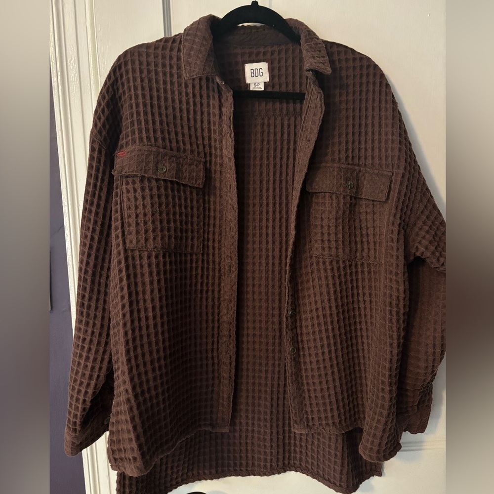 Men’s BDG Waffle Weave button down. From Urban Outfitters 2023.
